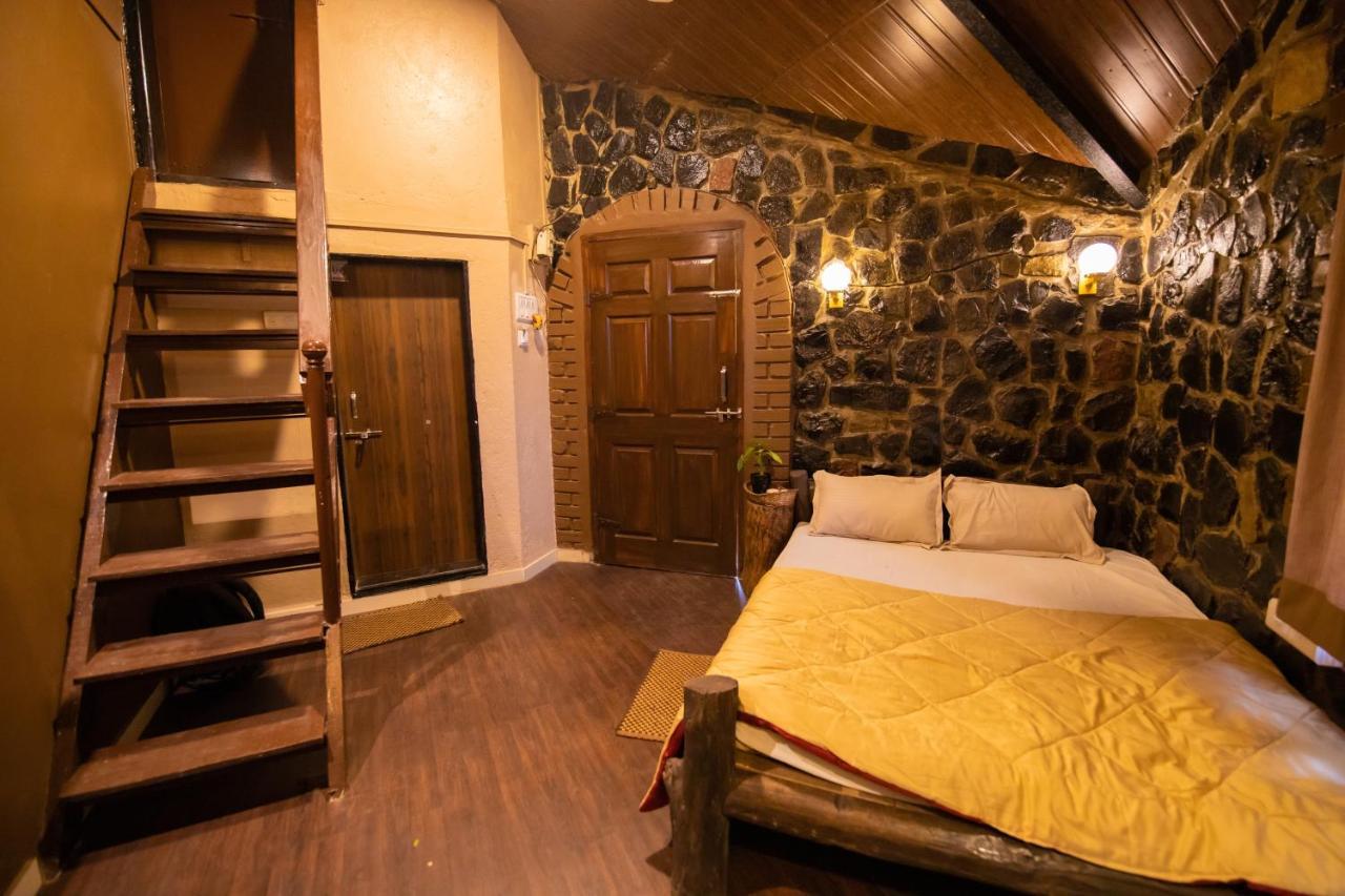 Achalaa Resort Kolhapur Extérieur photo