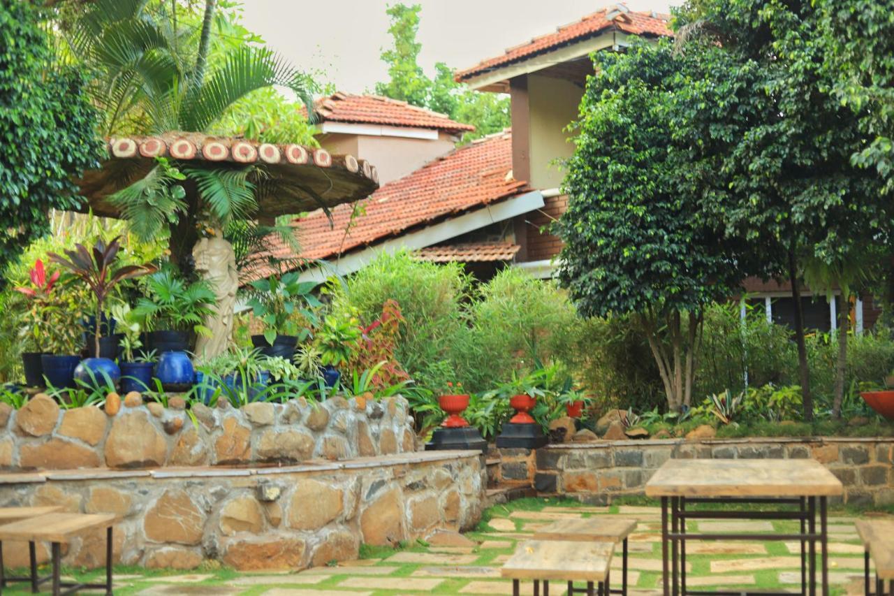 Achalaa Resort Kolhapur Extérieur photo