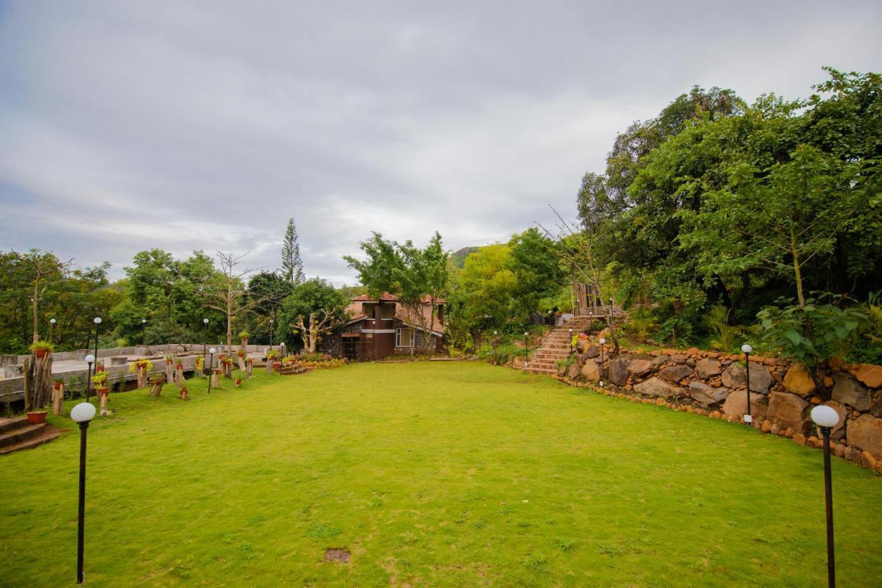 Achalaa Resort Kolhapur Extérieur photo