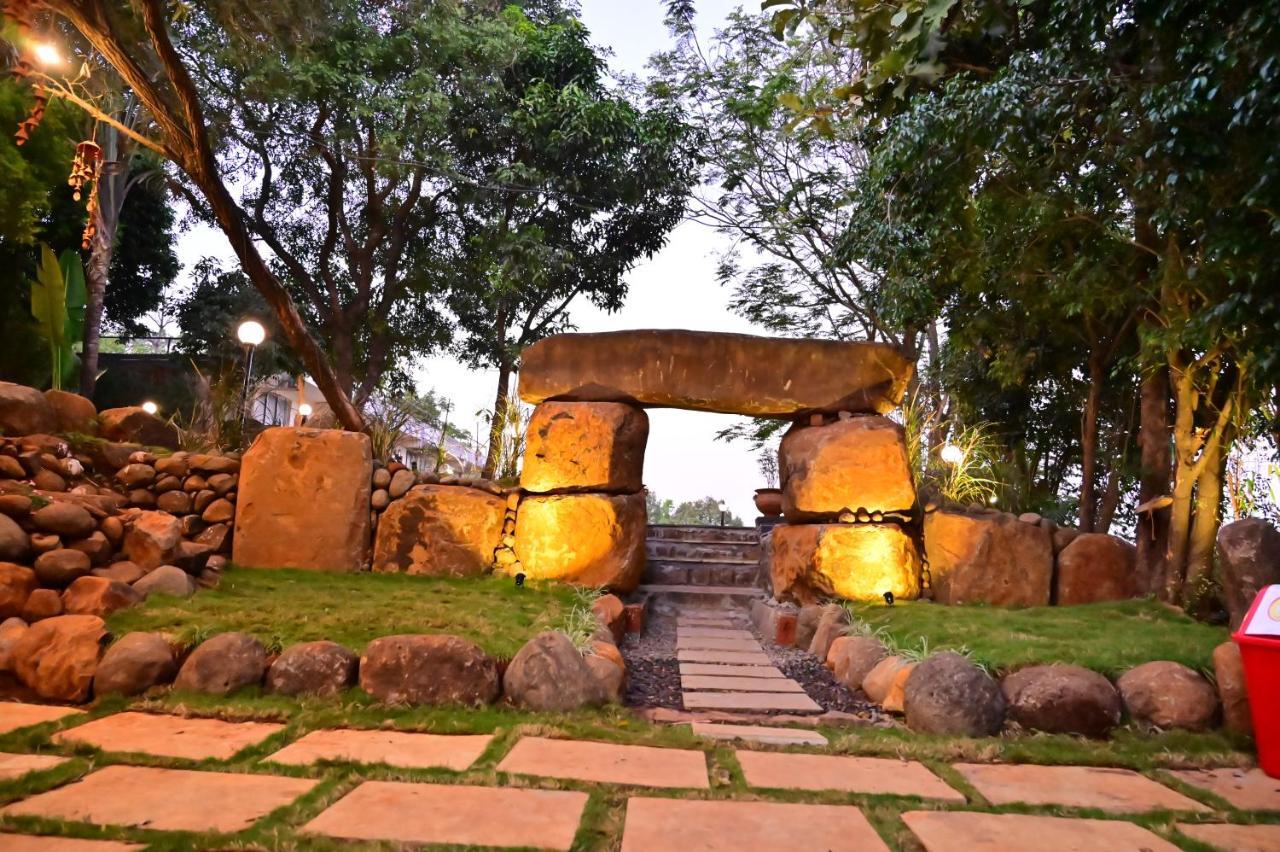 Achalaa Resort Kolhapur Extérieur photo
