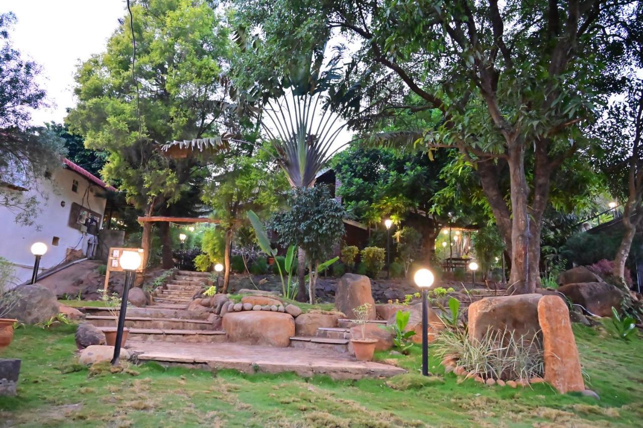 Achalaa Resort Kolhapur Extérieur photo