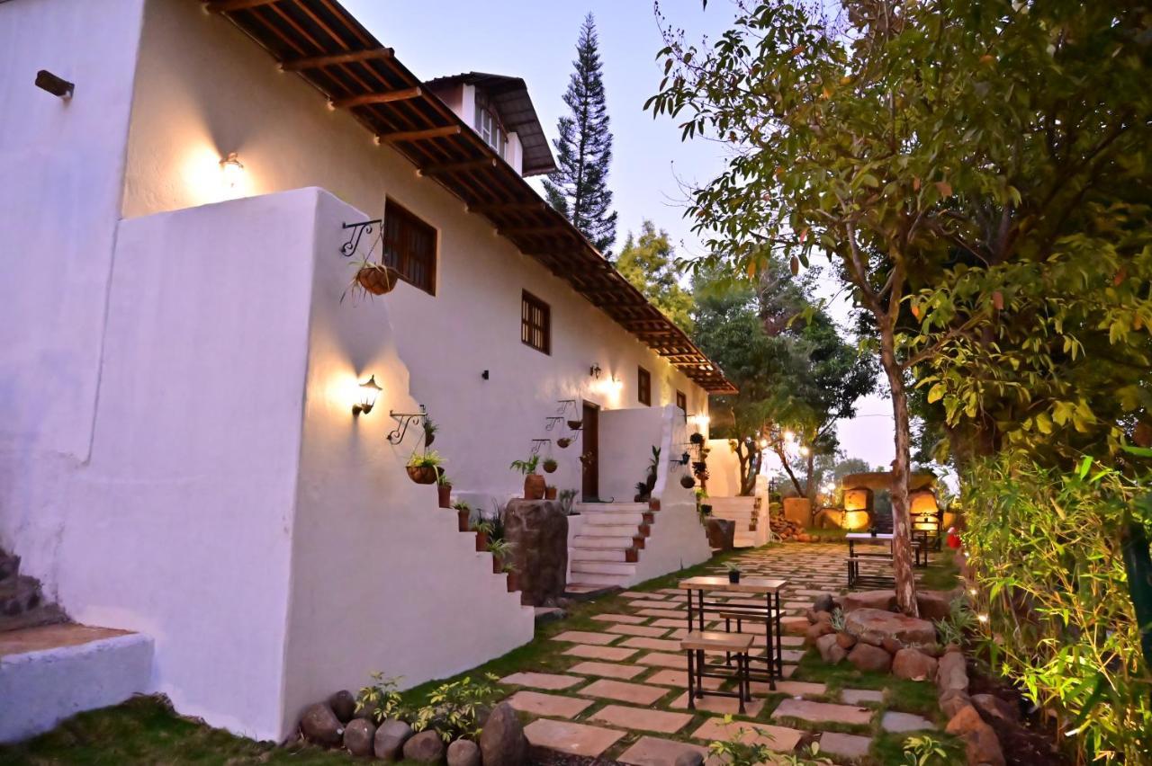 Achalaa Resort Kolhapur Extérieur photo