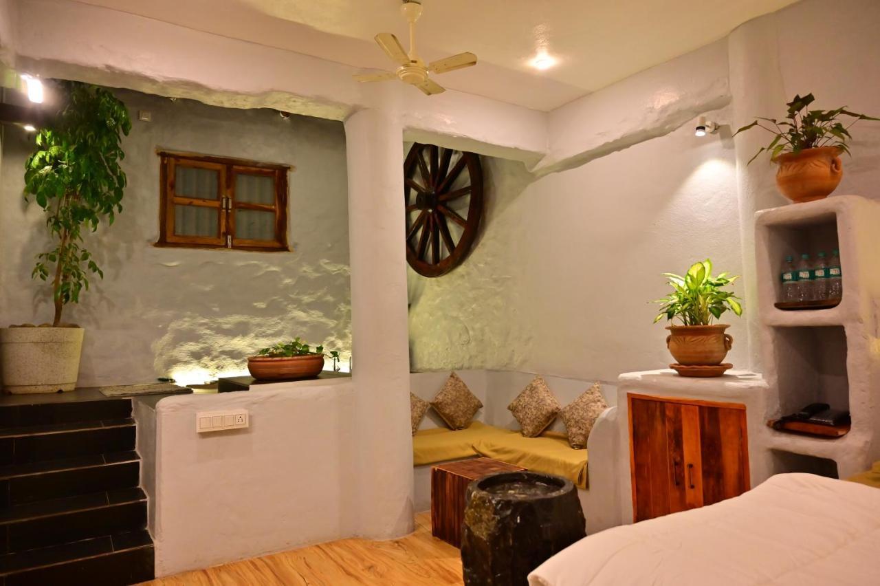 Achalaa Resort Kolhapur Extérieur photo
